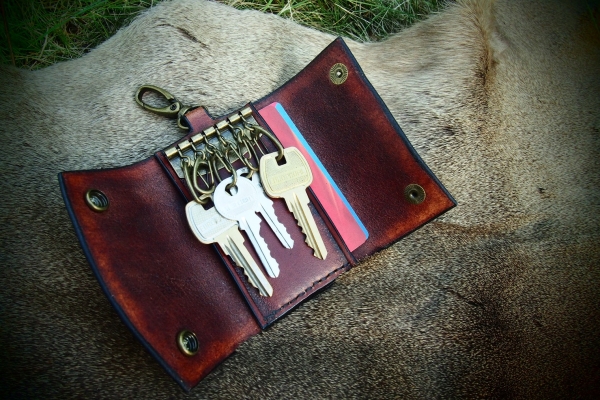 Wyroby kaletnicze Grzegorz Podczaszu - breloczek na klucze